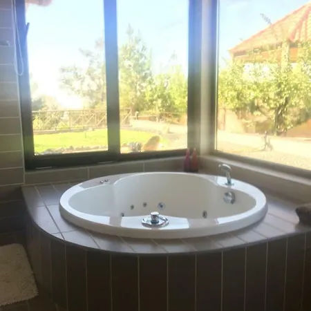 منزل ريفي House بلاتريس