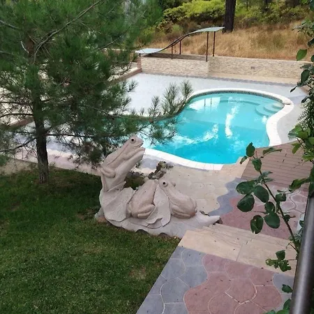 House منزل ريفي *